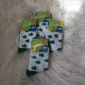 4 pairs of kids St Patty’s socks. NWT